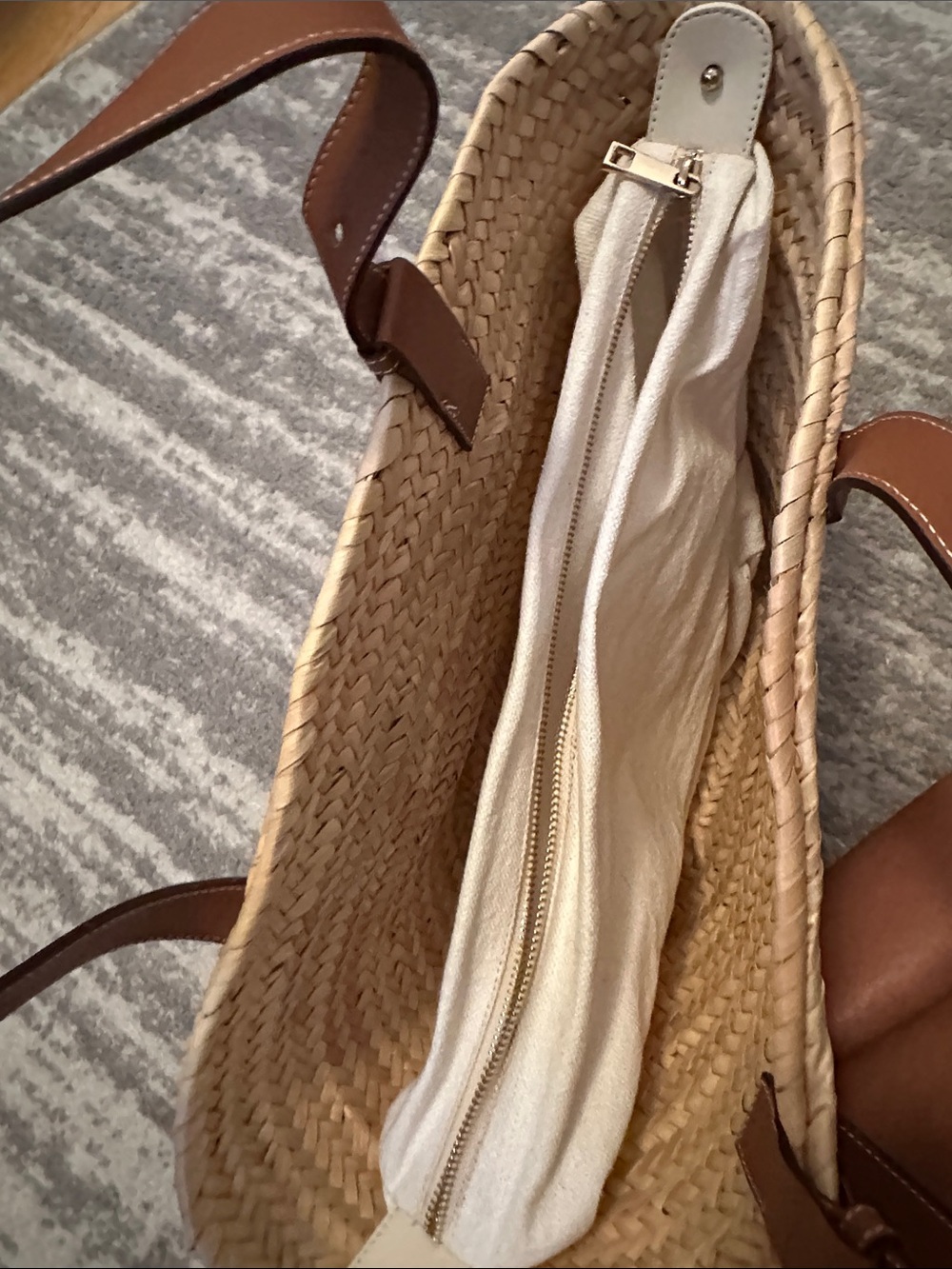 Poolside tote - Picture 3 of 3